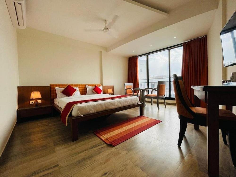 Om Sanctuary Resort By Pinks Hospitality Rupāwati Exteriér fotografie